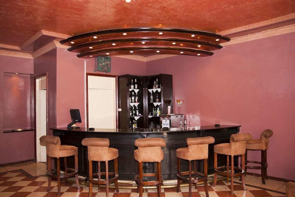 贝尼迈拉勒橄榄树瀑布酒店 外观 照片